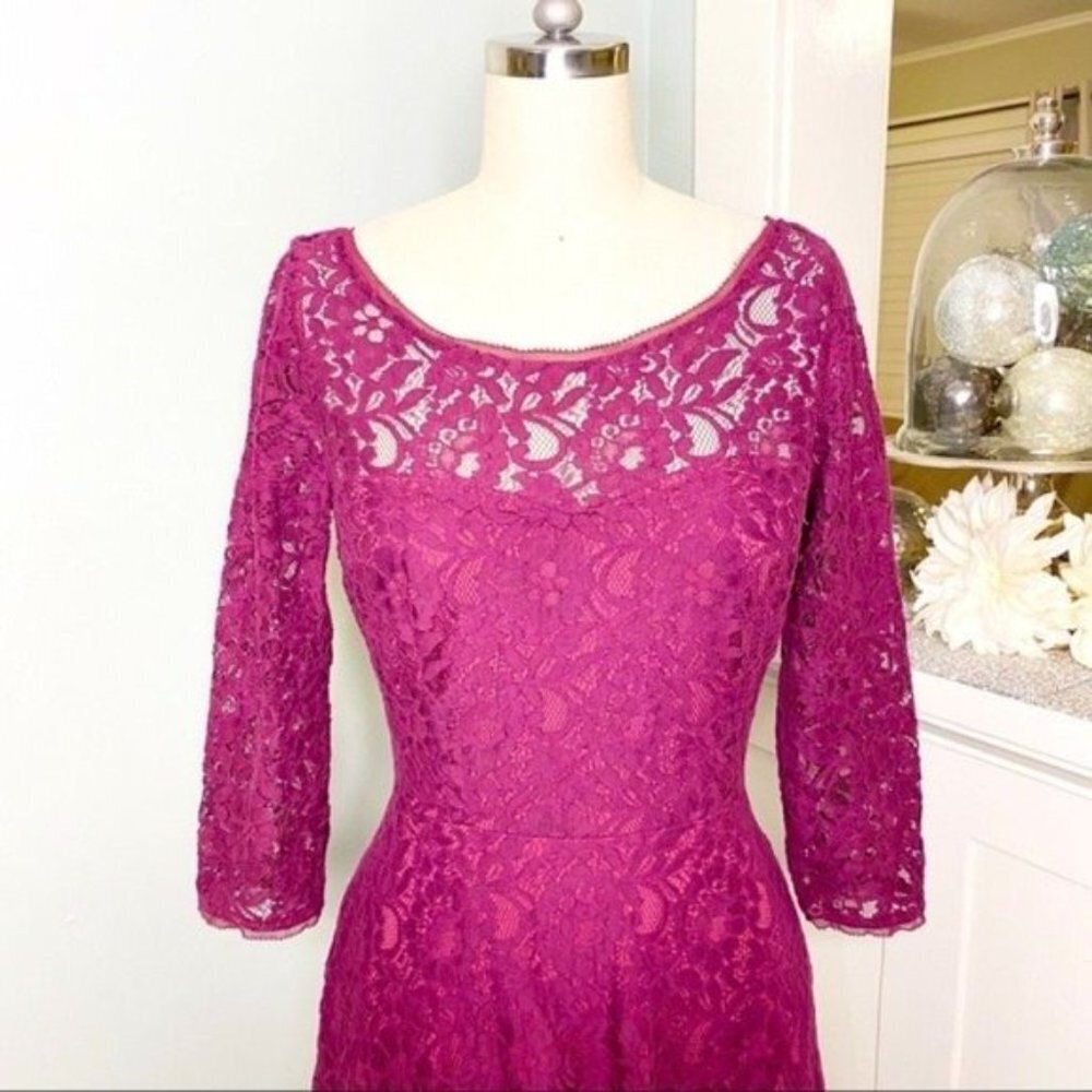 White House Black Market Lace Fit & Flare Dress Purple 2 XS - Picture 3 of 10